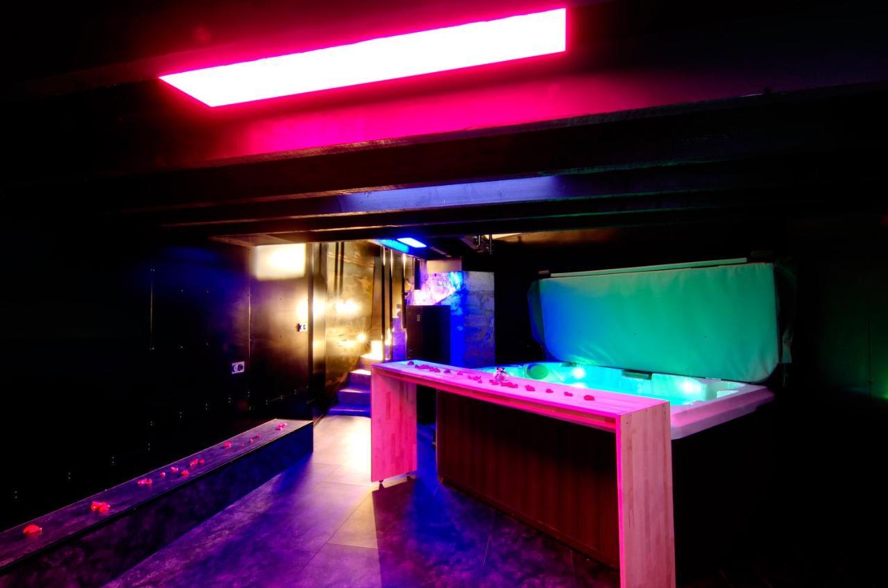 Mieuxqualhotel Jacuzzi Privatif La Retro Bordeaux Exterior foto