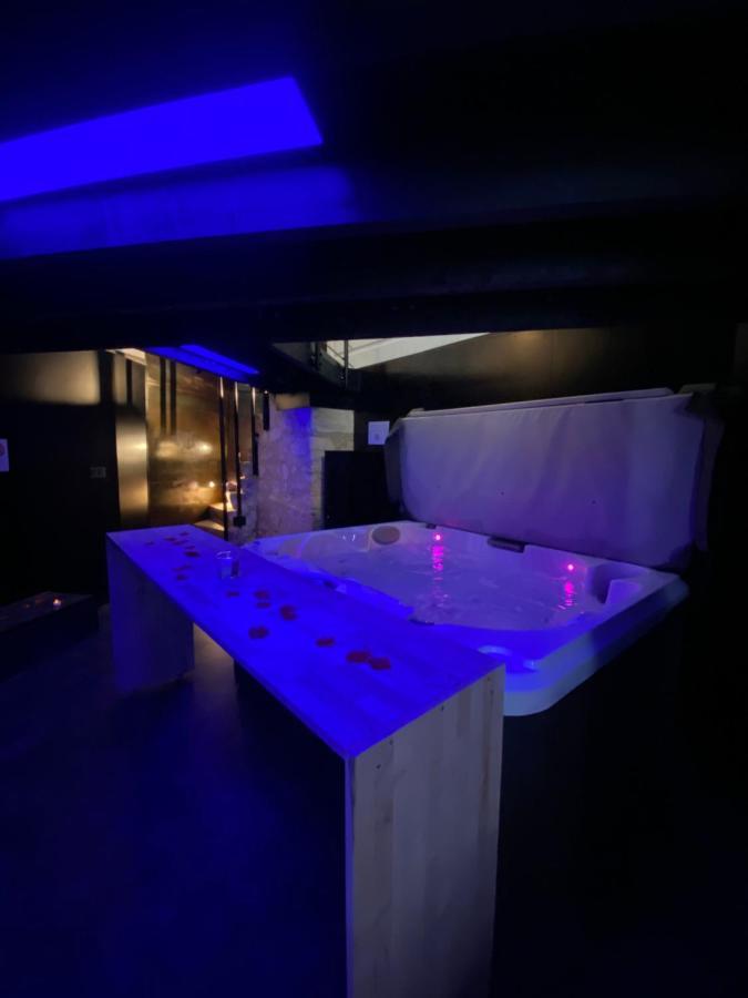 Mieuxqualhotel Jacuzzi Privatif La Retro Bordeaux Exterior foto